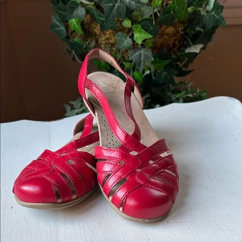 Earth origins Red Berri Mary Jane Woven Slingback Women's Sandals Size 6M